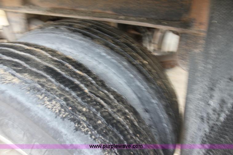 image for item F3379 1991 Mate quarter frame end dump trailer