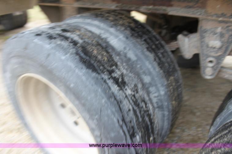 image for item F3379 1991 Mate quarter frame end dump trailer