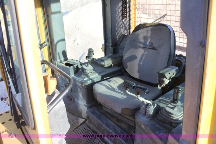 image for item F3383 Fiat-Allis 14E dozer