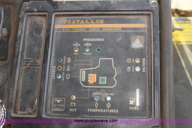 image for item F3383 Fiat-Allis 14E dozer