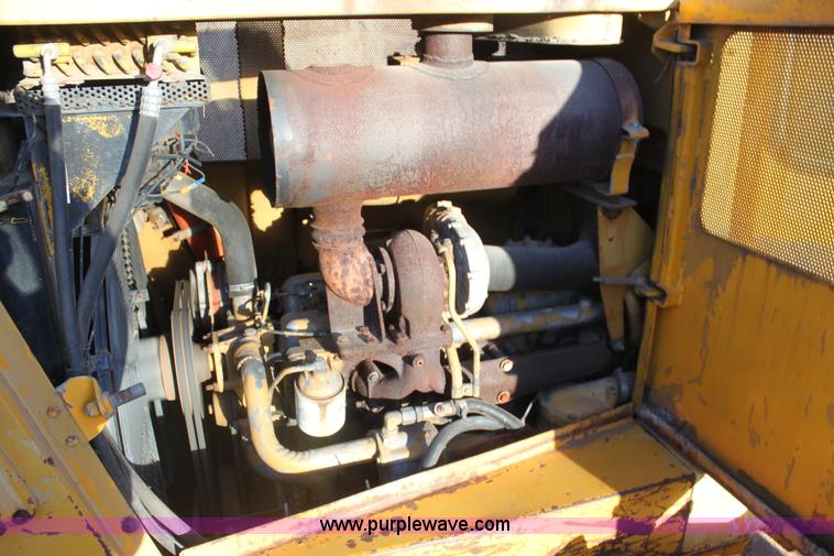 image for item F3383 Fiat-Allis 14E dozer