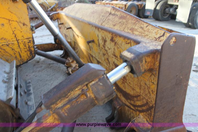 image for item F3383 Fiat-Allis 14E dozer