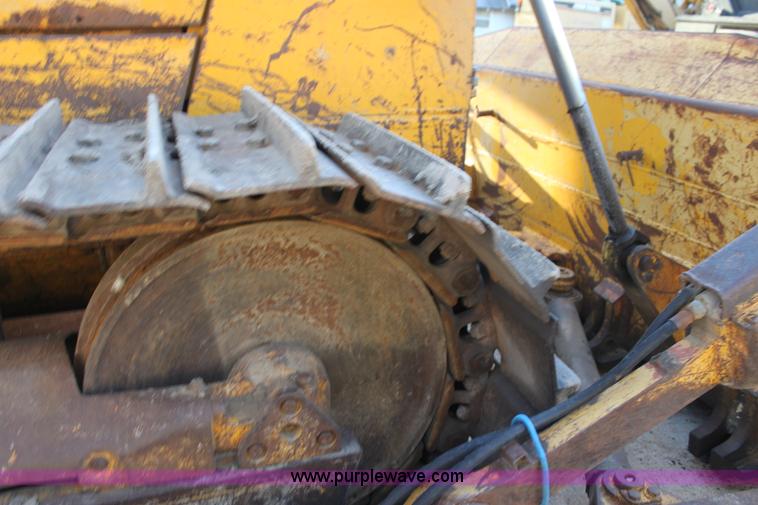 image for item F3383 Fiat-Allis 14E dozer