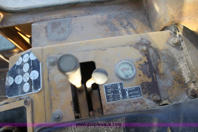 image for item F3384 1981 Fiat-Allis 10C dozer