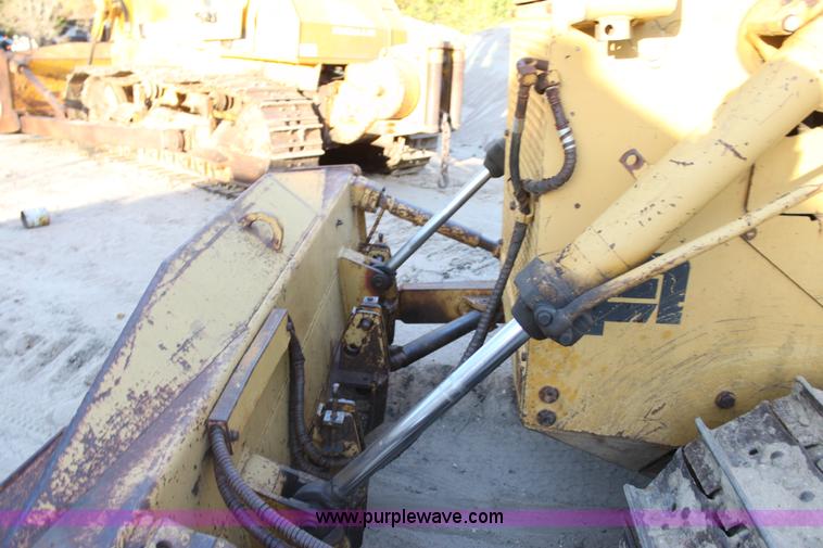 image for item F3384 1981 Fiat-Allis 10C dozer