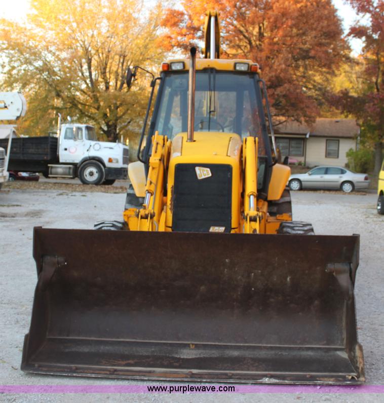 image for item F3385 1998 JCB 217 Series 3 backhoe