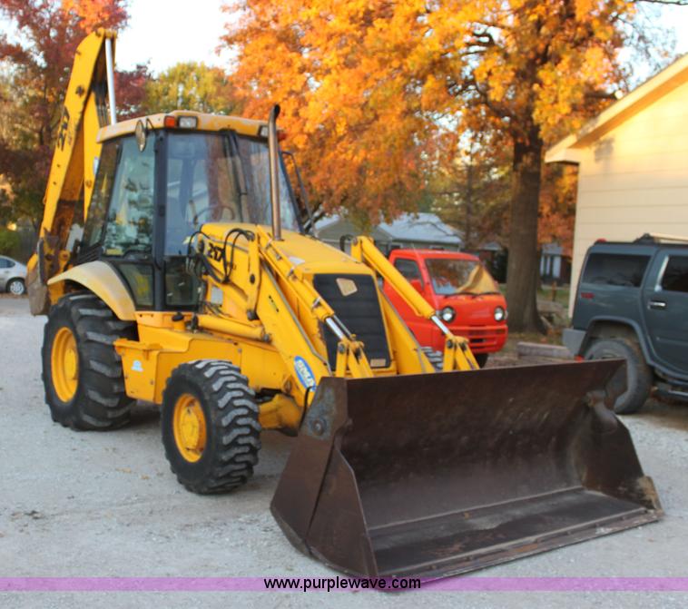 image for item F3385 1998 JCB 217 Series 3 backhoe
