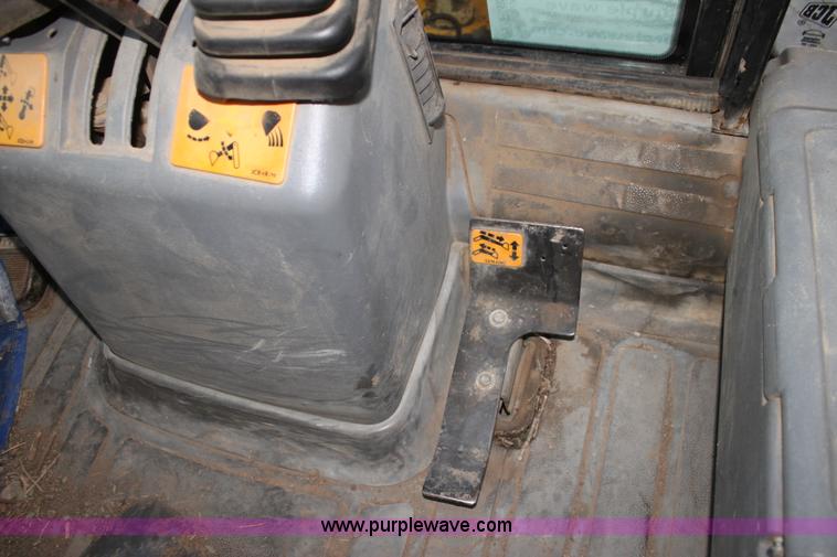 image for item F3385 1998 JCB 217 Series 3 backhoe