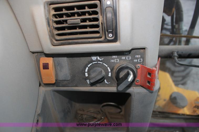 image for item F3385 1998 JCB 217 Series 3 backhoe