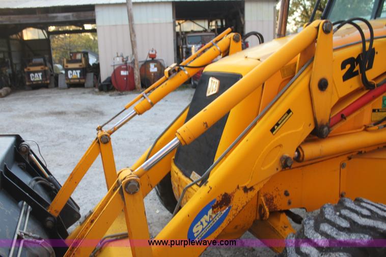 image for item F3385 1998 JCB 217 Series 3 backhoe