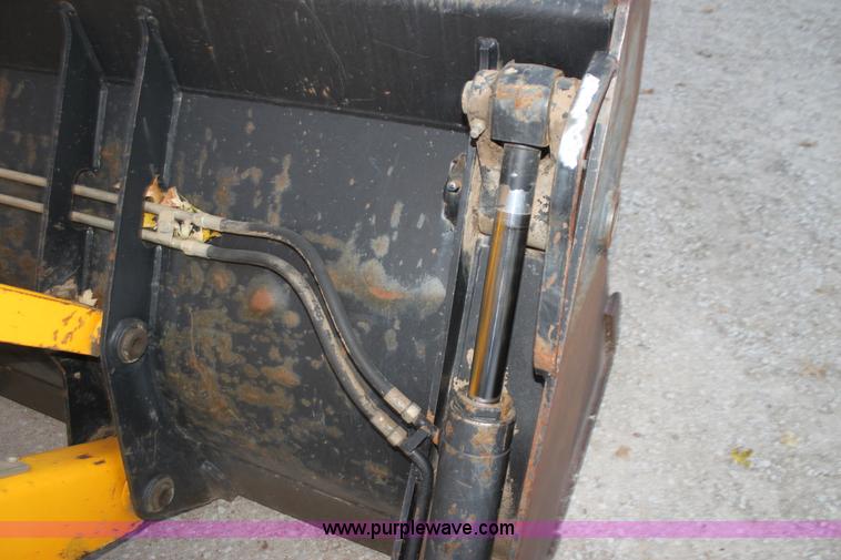 image for item F3385 1998 JCB 217 Series 3 backhoe