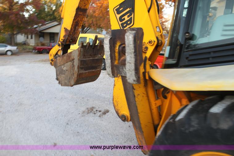 image for item F3385 1998 JCB 217 Series 3 backhoe