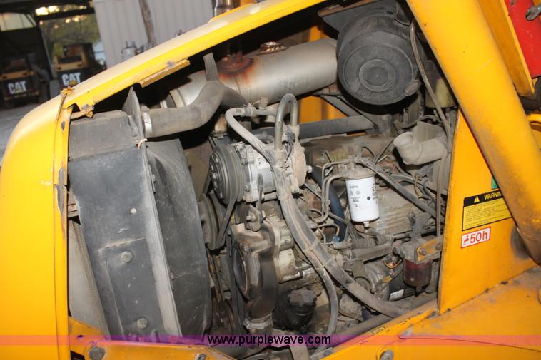 image for item F3385 1998 JCB 217 Series 3 backhoe