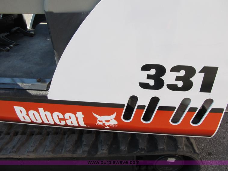 image for item F8892 2001 Bobcat 331D compact excavator
