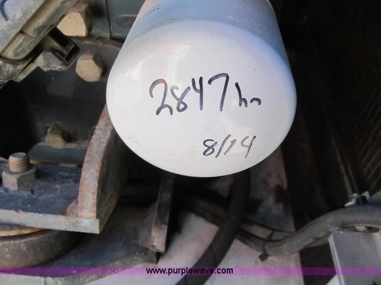 image for item F8892 2001 Bobcat 331D compact excavator