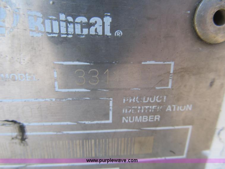 image for item F8892 2001 Bobcat 331D compact excavator