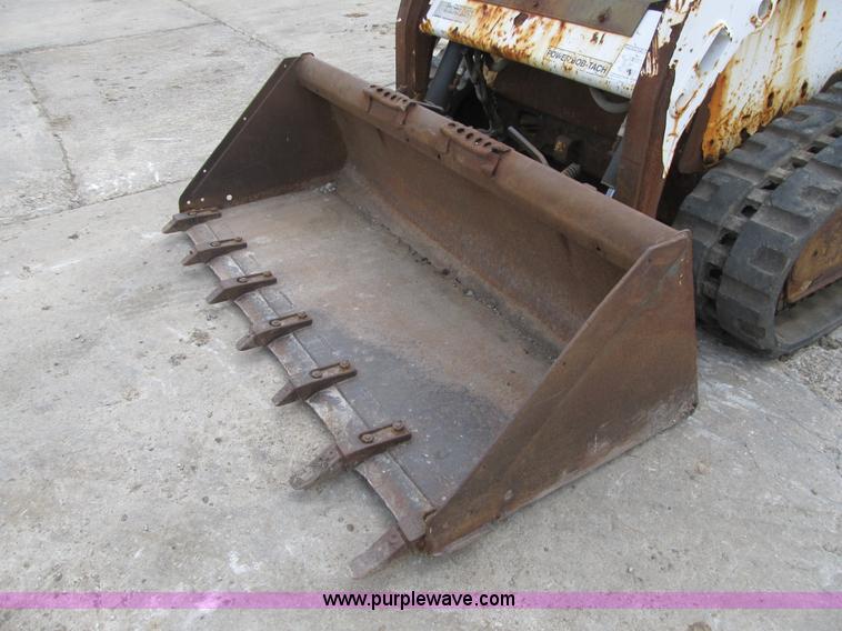 image for item F8905 2003 Bobcat T190 skid steer