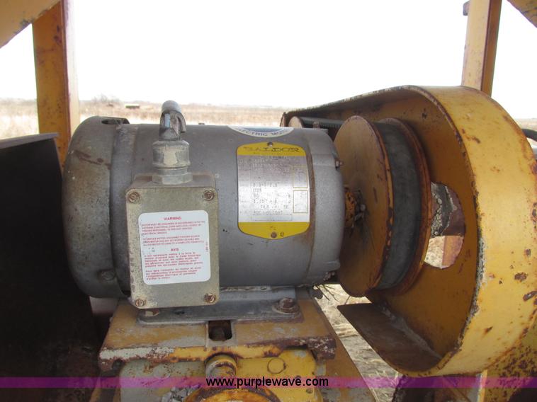 image for item G9865 Double bin aggregate hopper/feeder