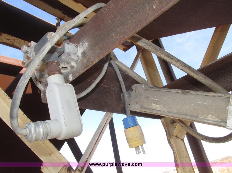 image for item G9868 Single bin aggregate hopper/feeder