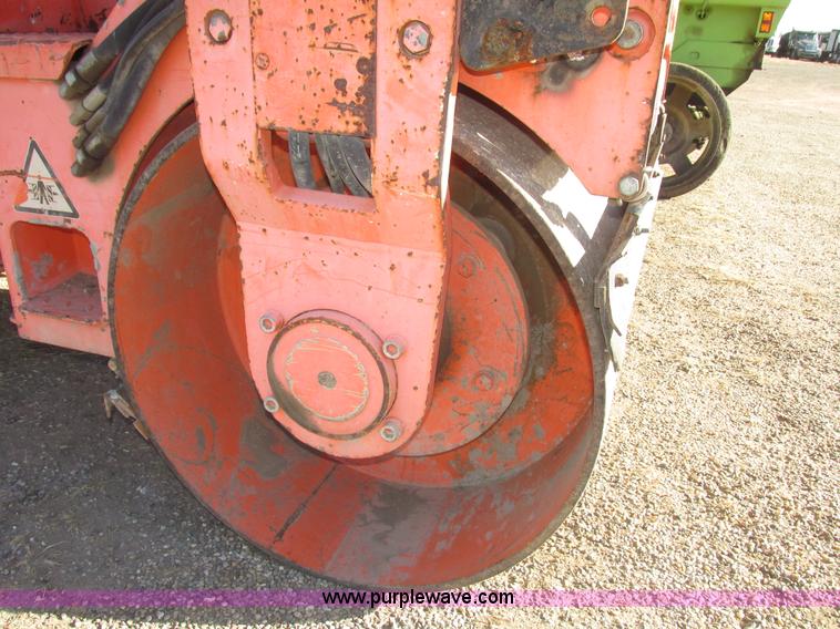 image for item G9870 1995 Hamm HD10 articulated double drum roller