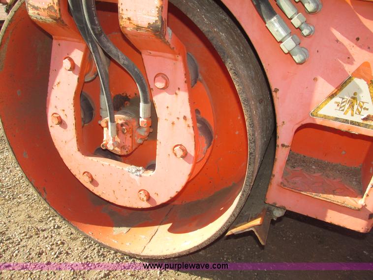 image for item G9870 1995 Hamm HD10 articulated double drum roller