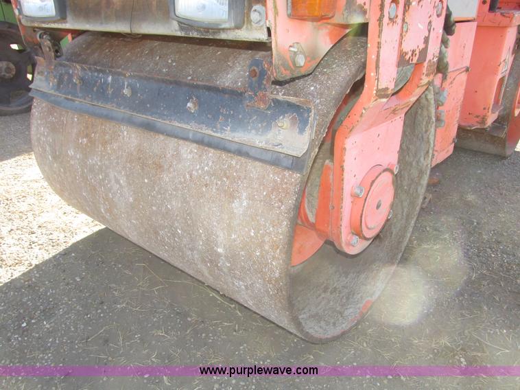image for item G9870 1995 Hamm HD10 articulated double drum roller