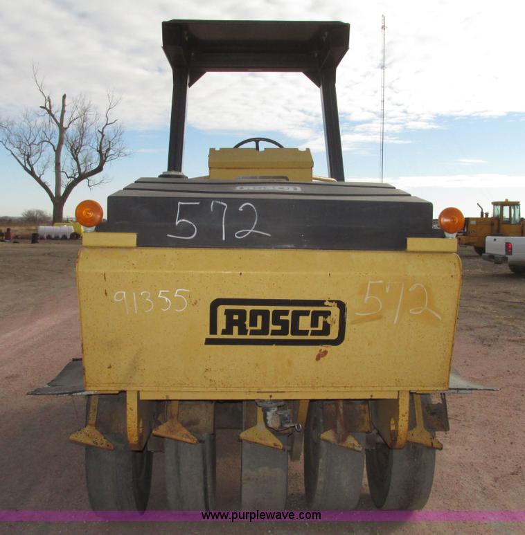 image for item G9871 2001 Rosco TRU-PAC 915 articulated pneumatic tire roller