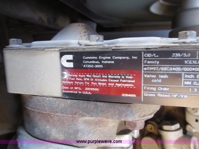 image for item G9871 2001 Rosco TRU-PAC 915 articulated pneumatic tire roller