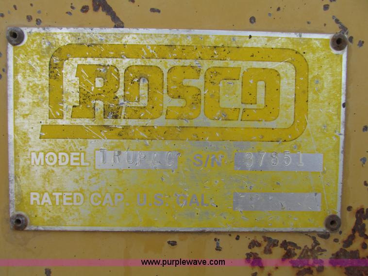 image for item G9871 2001 Rosco TRU-PAC 915 articulated pneumatic tire roller