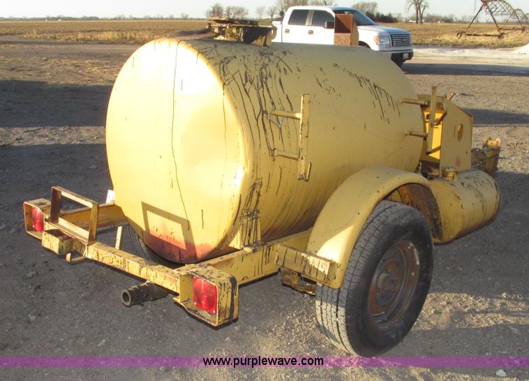 image for item G9874 2008 Tack wagon