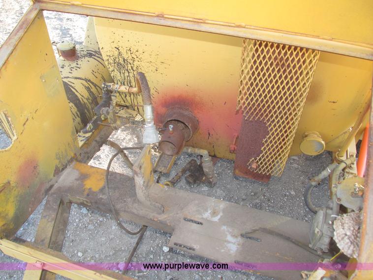 image for item G9874 2008 Tack wagon