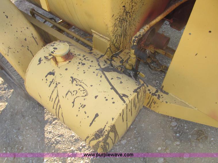 image for item G9874 2008 Tack wagon