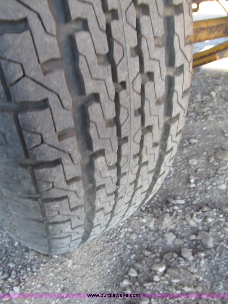 image for item G9874 2008 Tack wagon