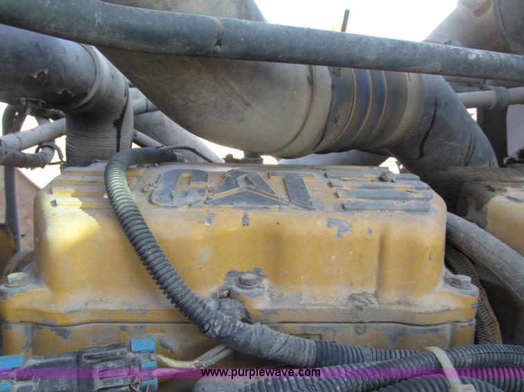 image for item G9877 2000 Freightliner FLD dump truck