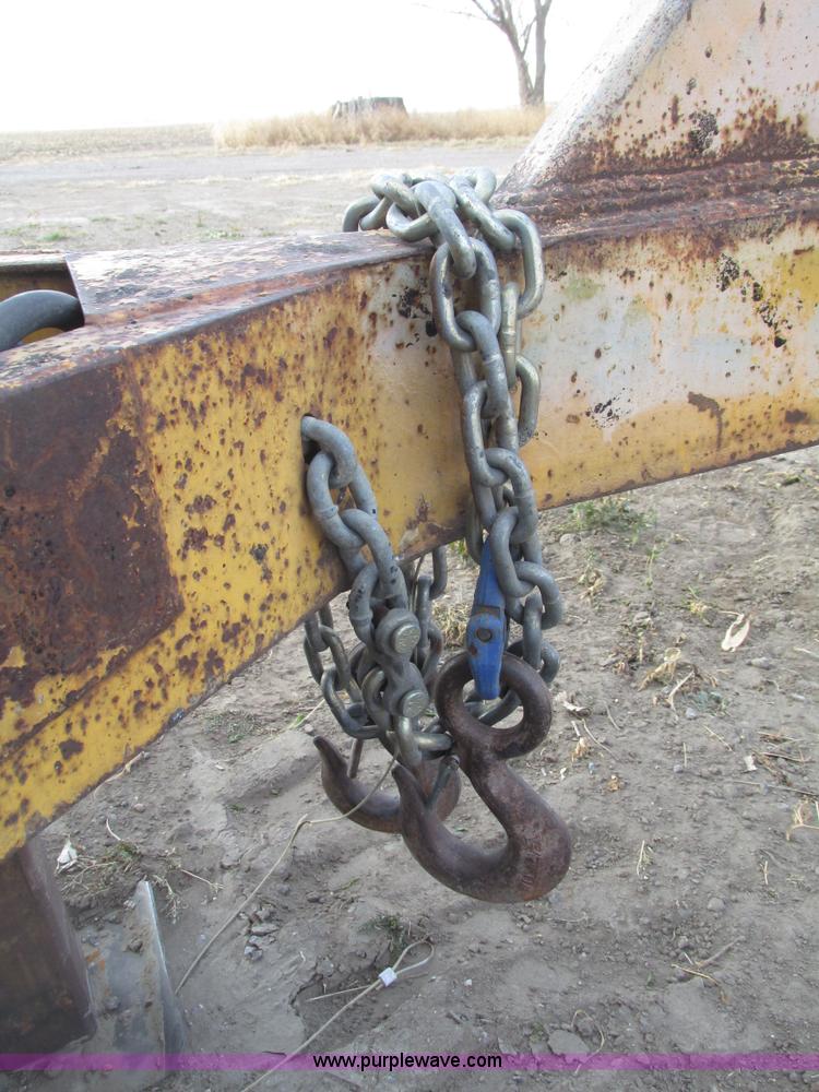 image for item G9878 Towable oil distributor