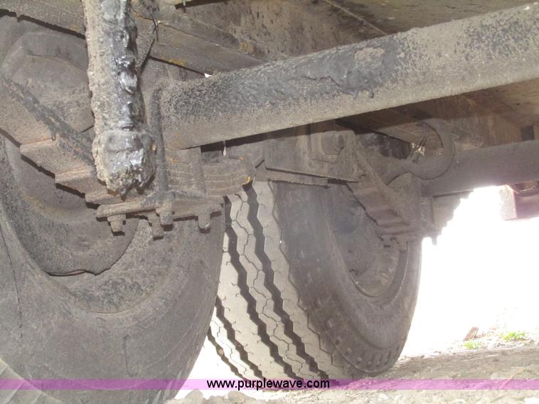 image for item G9878 Towable oil distributor