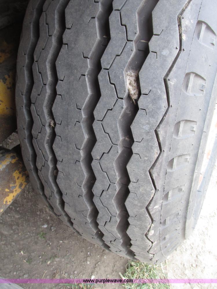 image for item G9878 Towable oil distributor