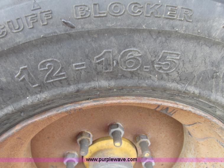 image for item G9878 Towable oil distributor