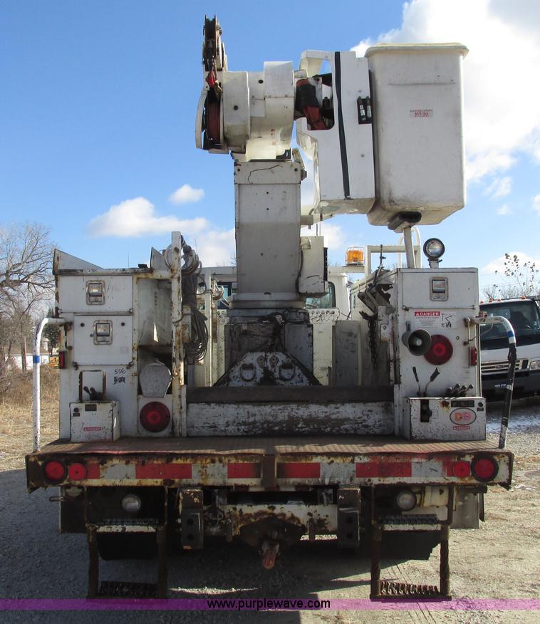 image for item G9891 2003 Terex Telelect Hi Range 460M truck boom