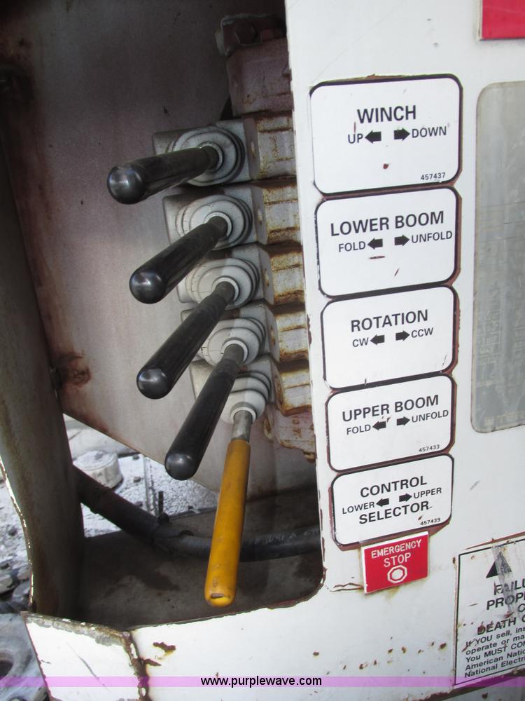 image for item G9891 2003 Terex Telelect Hi Range 460M truck boom