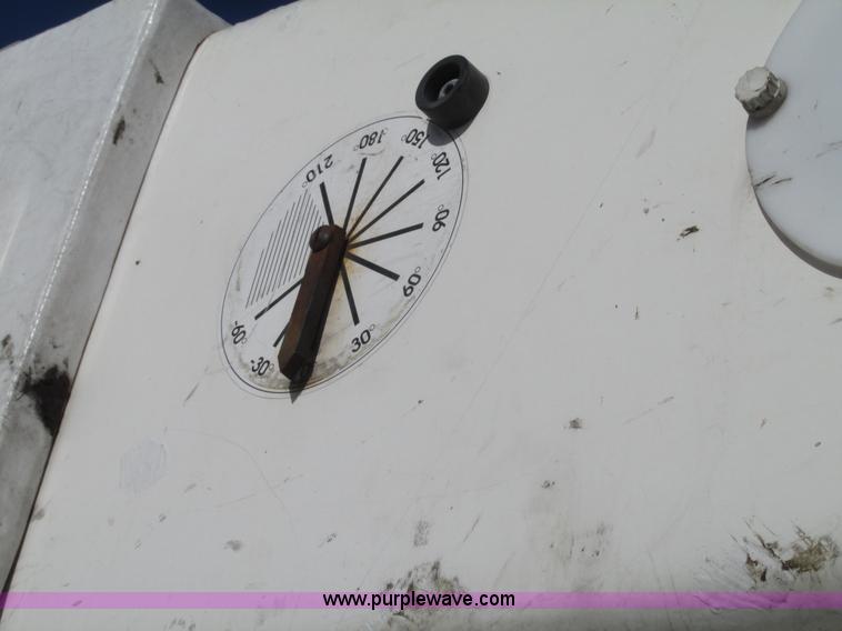 image for item G9891 2003 Terex Telelect Hi Range 460M truck boom