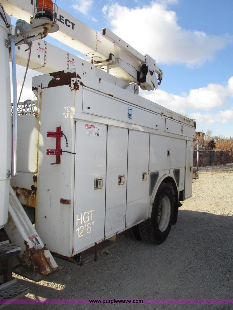 image for item G9891 2003 Terex Telelect Hi Range 460M truck boom