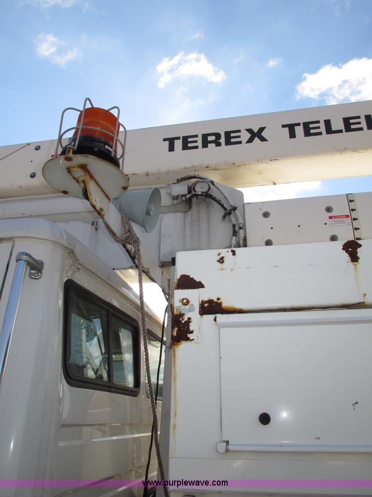 image for item G9891 2003 Terex Telelect Hi Range 460M truck boom