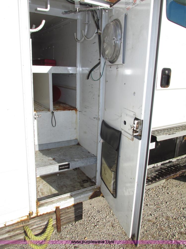 image for item G9891 2003 Terex Telelect Hi Range 460M truck boom