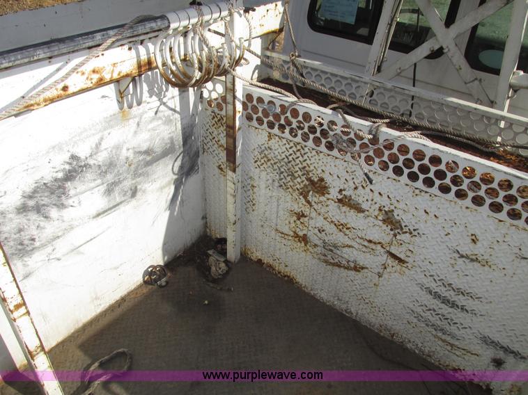 image for item G9891 2003 Terex Telelect Hi Range 460M truck boom