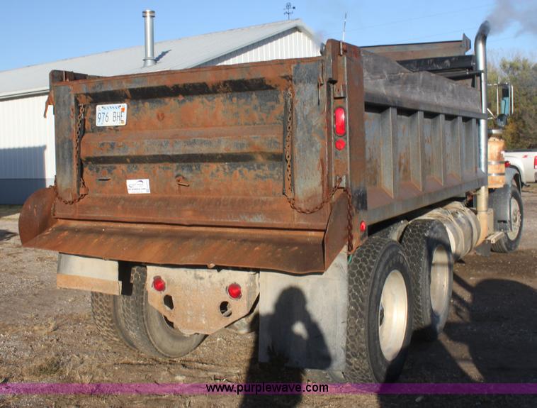 image for item H2016 1983 Peterbilt 359 dump truck