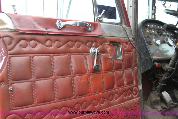 image for item H2016 1983 Peterbilt 359 dump truck