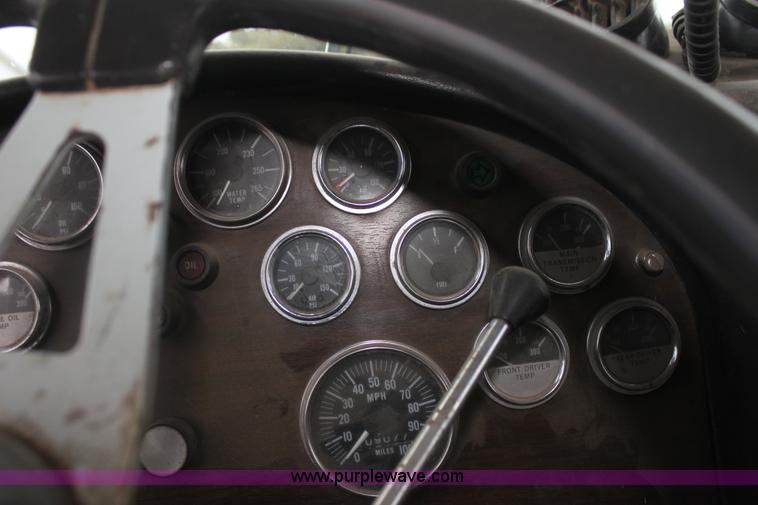 image for item H2016 1983 Peterbilt 359 dump truck