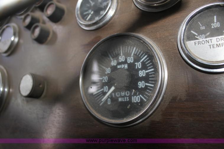 image for item H2016 1983 Peterbilt 359 dump truck