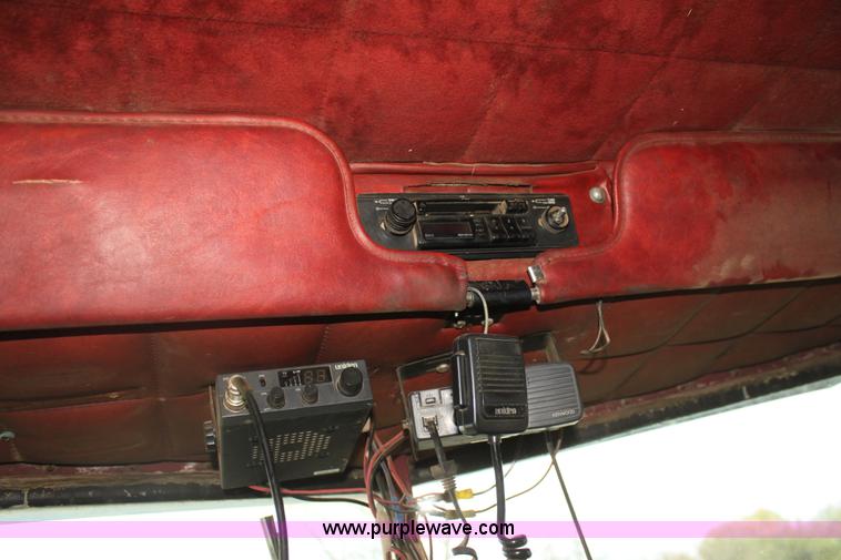 image for item H2016 1983 Peterbilt 359 dump truck